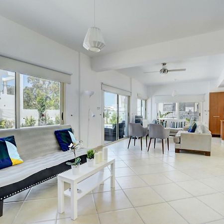 Blue Sea Villa Protaras Ngoại thất bức ảnh