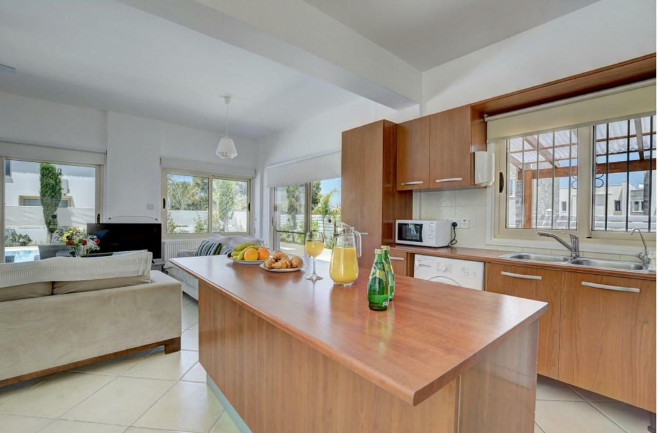 Blue Sea Villa Protaras Ngoại thất bức ảnh