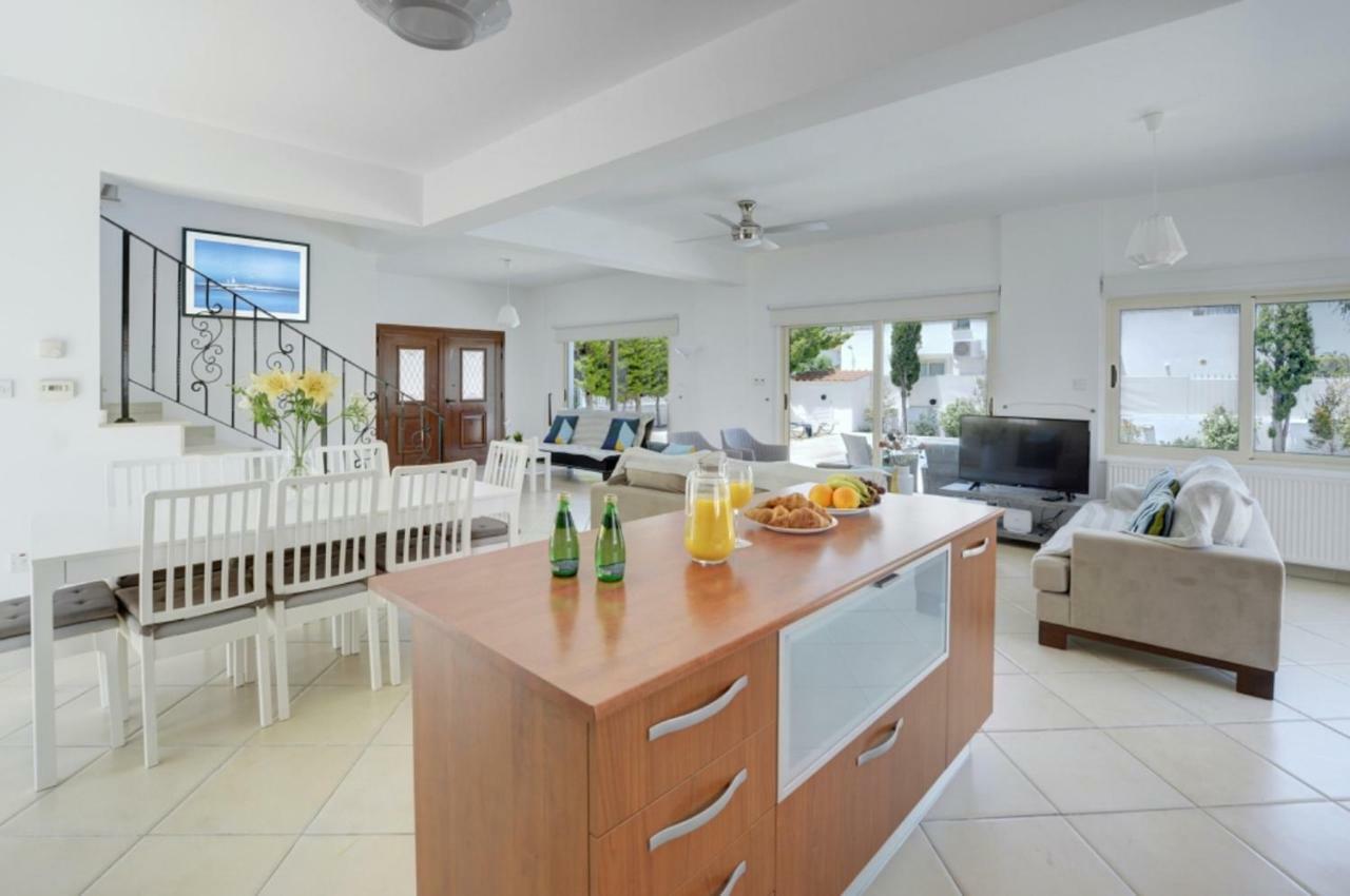 Blue Sea Villa Protaras Ngoại thất bức ảnh