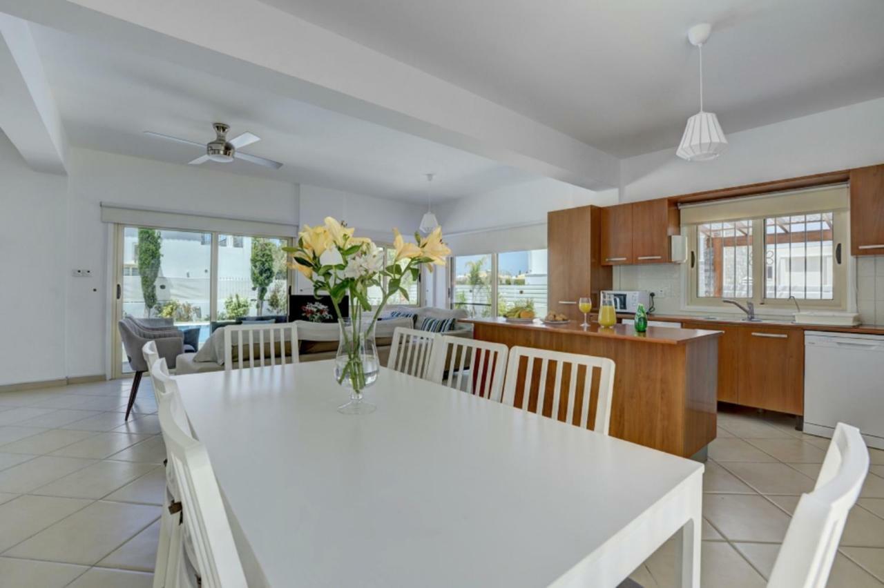 Blue Sea Villa Protaras Ngoại thất bức ảnh