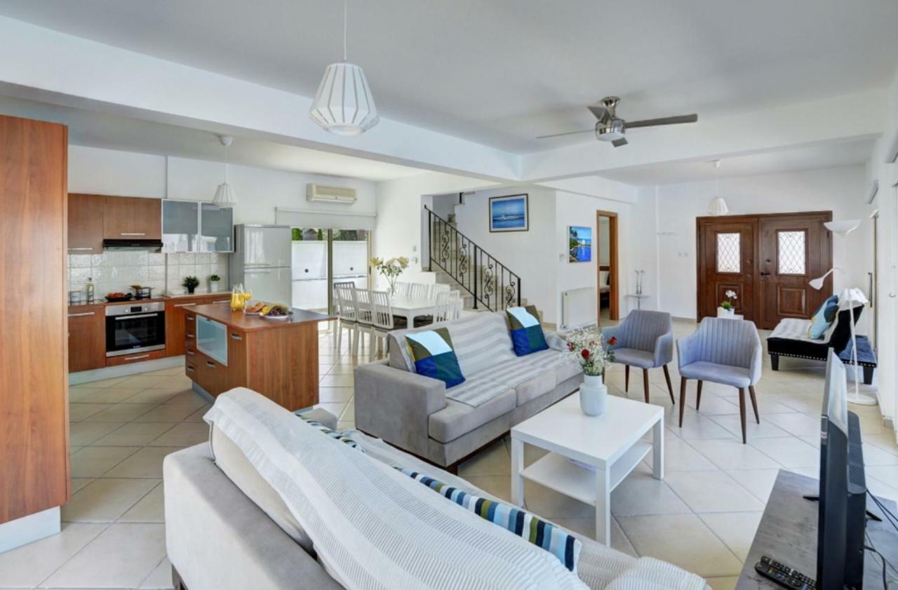 Blue Sea Villa Protaras Ngoại thất bức ảnh